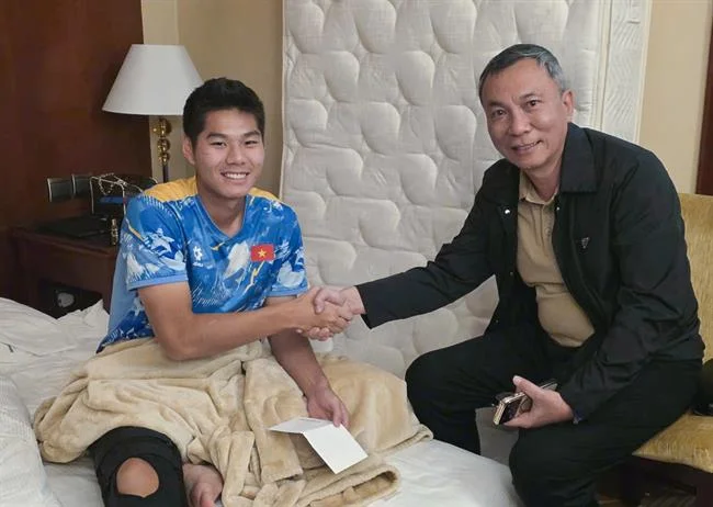 Minh họa quá trình thu thập thông tin của người dùng tại 7clubs win, nhấn mạnh tính minh bạch và bảo mật